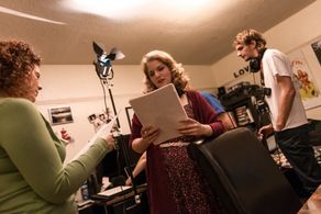 Scarlett Rivers, Kat Smiley, and William Bembridge in Mail Order Beard (2015)