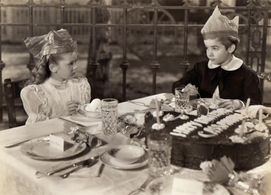Scotty Beckett and Joyce Arleen in Kings Row (1942)