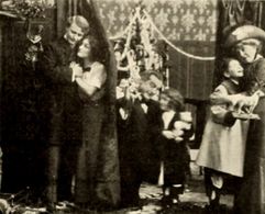 Bessie Learn and Harold M. Shaw in Santa Claus and the Clubman (1911)