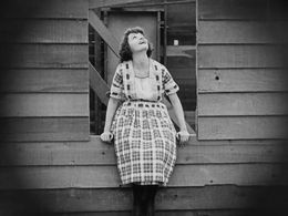 Sybil Seely in One Week (1920)