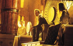 Julie Cox, Daniela Amavia, and Alec Newman in Children of Dune (2003)