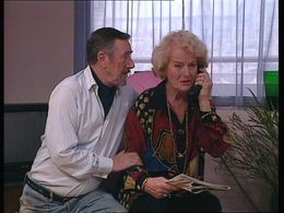Truus Dekker and Albert Mol in We zijn weer thuis (1989)