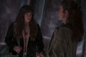 Rocío Hernández and Julieta Zylberberg in Night Sky (2022)