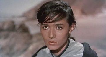 Pina Pellicer in One-Eyed Jacks (1961)