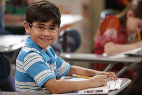 Blake Garrett Rosenthal in Mom (2013)