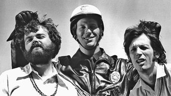 Bob Einstein, John Hartford, and Mason Williams in The Smothers Brothers Comedy Hour (1967)