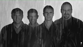 Alejandro Calva, Tony Dalton, Arath de la Torre, and Ruben Zamora in Los simuladores (2008)