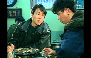 Choi Min-sik and Han Suk-kyu in Seoul ui dal (1994)