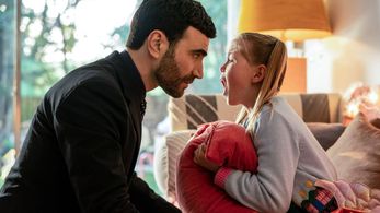 Elodie Blomfield as Phoebe in Ted Lasso