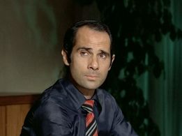 Guy Marchand in Cousin cousine (1975)