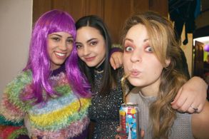 Alexandria Benoit, Kiana Madiera and Karen Knox BTS BARBELLE