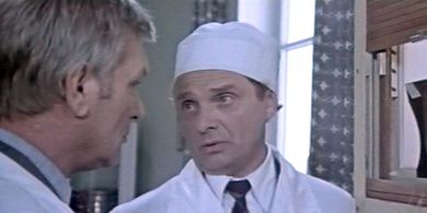 Vladislav Kovalkov and Pyotr Velyaminov in Nochnoye proishestviye (1981)