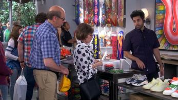 Mo Zelof as Steve on 