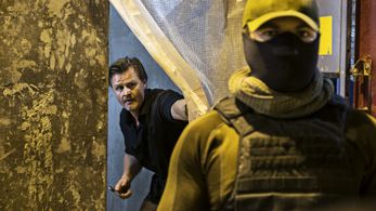 Michael Asmussen and Adnan Haskovic in Gidseltagningen (2017)