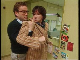 Renée Fokker and Luk van Mello in Vrouwenvleugel (1993)