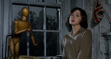 Shirley Steedman in The Prime of Miss Jean Brodie (1969)