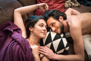 Burak Yigit and Nilam Farooq in Leipzig Homicide (2001)