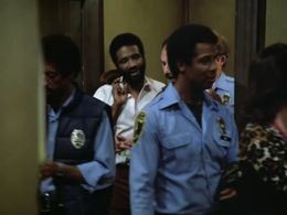 Taurean Blacque and Michael Warren in Hill Street Blues (1981)