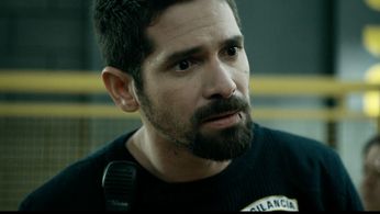 Harlys Becerra in Vis a vis (2015)