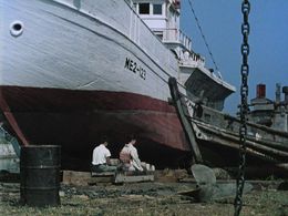Hiroshi Kawaguchi and Ayako Wakao in Floating Weeds (1959)