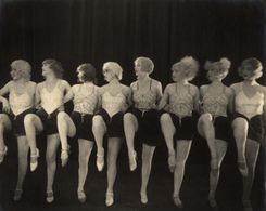 Carmelita Geraghty and Virginia Valli in The Pleasure Garden (1925)