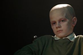 Kendall Ryan Sanders in Work of Art (2008)