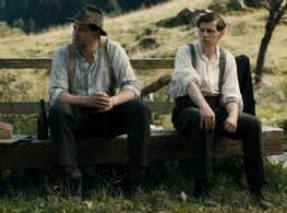 Hans-Jochen Wagner and Christian Friedel in Closed Season (2012)