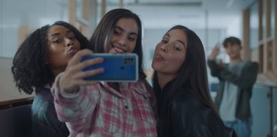 Hannah Mciver, Priya Blackburn, and Jasmine Daoud in #No_Filter (2022)