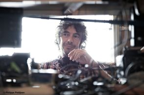 Eric Lavaine in Bienvenue à bord (2011)