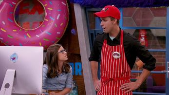 Briggon Snow as Chad in Game Shakers.