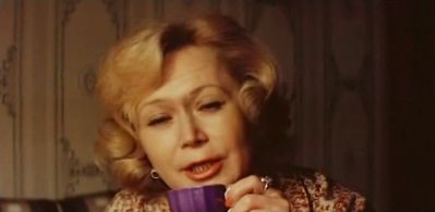 Svetlana Nemolyaeva in Vsyo naoborot (1982)