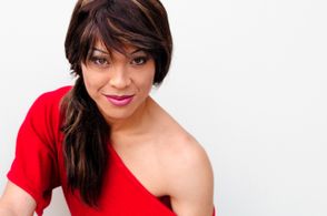 Christopher smizing you...