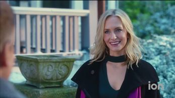 Cassie Kramer in A Christmas Witness (2021)