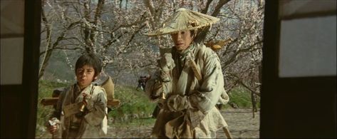 Yoshi Katô and Kazuhide Haruta in The Castle of Sand (1974)
