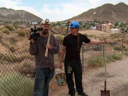 Aaron Goodwin and Zak Bagans in Ghost Adventures (2008)
