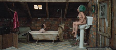 Nicky Nichols and Lupita Peruyero in The Holy Mountain (1973)