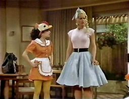 Mandy Ingber and Jean Kasem in The Tortellis (1987)