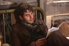 Ben Cura in Gun Shy (2017)