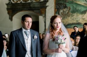 Ester Geislerová and Martin Písarík in LOVEhunt (2019)