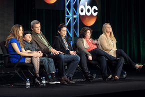 Patricia Heaton, Neil Flynn, Eileen Heisler, DeAnn Heline, Eden Sher, and Atticus Shaffer at an event for The Middle (20
