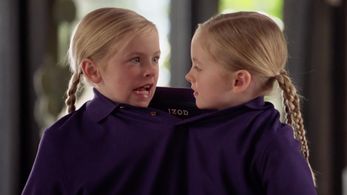 Ella Allan and Mia Allan in Single Parents (2018)