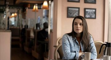 MANIFEST-Precious Cargo (2021)