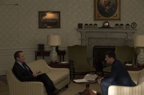 Kiefer Sutherland and Ari Cohen in Designated Survivor (2016)