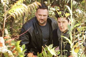 Louis Philippe Dandenault in Mensonges (2014)