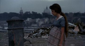 Marina Fasoli in Ugly, Dirty and Bad (1976)