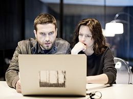 Marcin Dorocinski and Marta Nieradkiewicz in Pakt (2015)