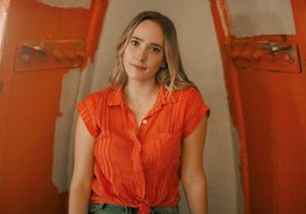 Hannah Leigh For GalaxyMag