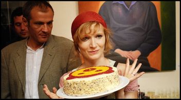 Anna Geislerová and Roman Luknár in Medvídek (2007)