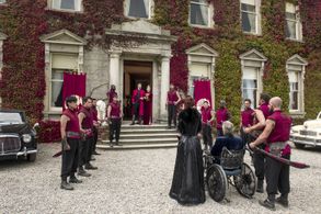 Stephen Lang, Sarah Bolger, Emily Beecham, and Oliver Stark in Into the Badlands (2015)