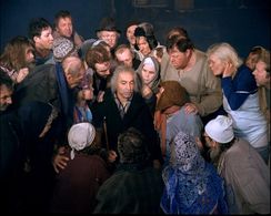 Valentin Gaft and Vyacheslav Nevinnyy in The Promised Heaven (1991)